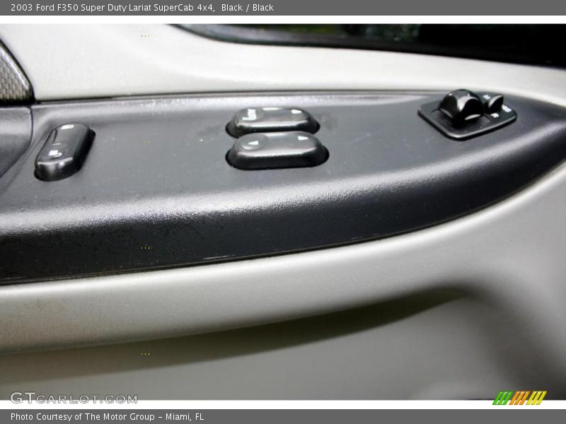 Black / Black 2003 Ford F350 Super Duty Lariat SuperCab 4x4