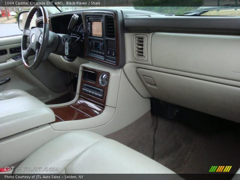 Black Raven / Shale 2004 Cadillac Escalade EXT AWD