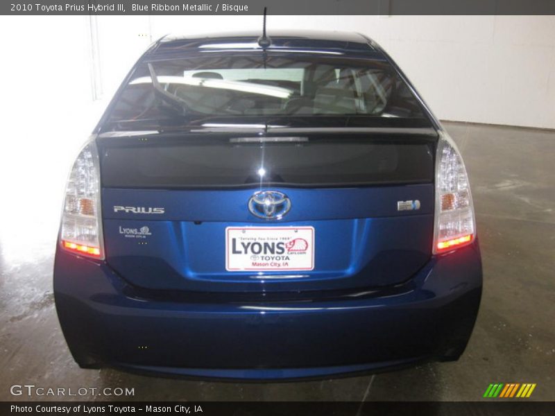 Blue Ribbon Metallic / Bisque 2010 Toyota Prius Hybrid III