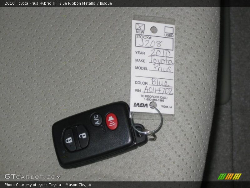 Blue Ribbon Metallic / Bisque 2010 Toyota Prius Hybrid III