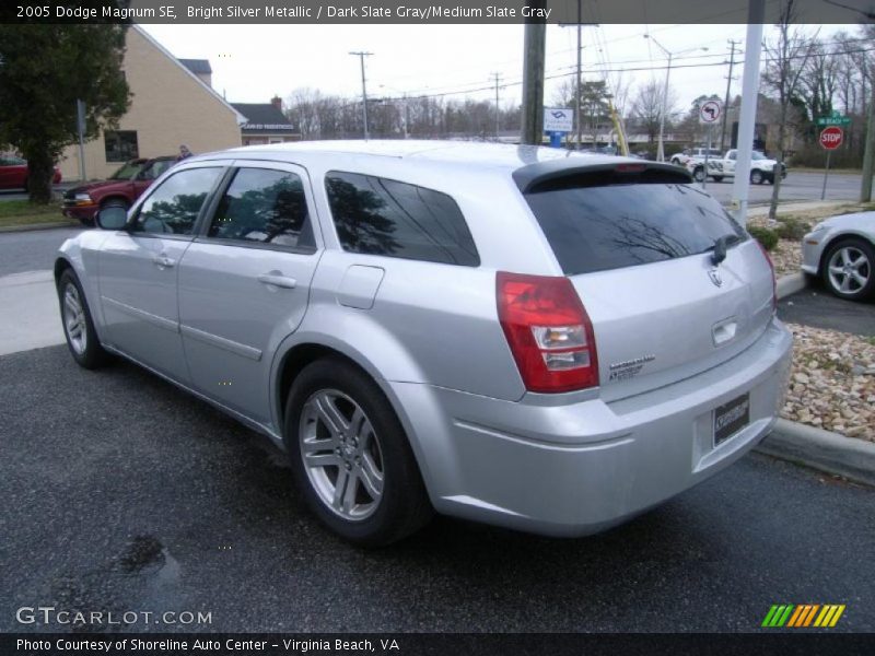 Bright Silver Metallic / Dark Slate Gray/Medium Slate Gray 2005 Dodge Magnum SE