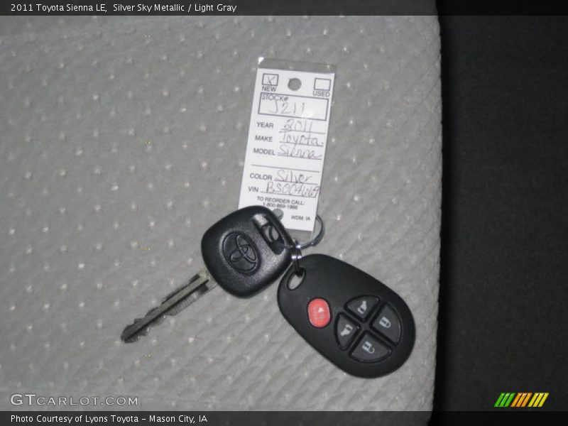 Silver Sky Metallic / Light Gray 2011 Toyota Sienna LE