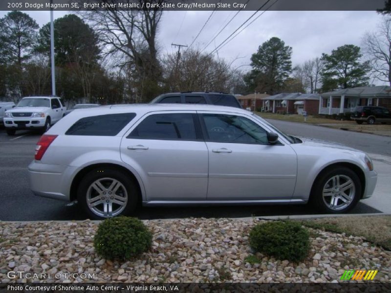 Bright Silver Metallic / Dark Slate Gray/Medium Slate Gray 2005 Dodge Magnum SE