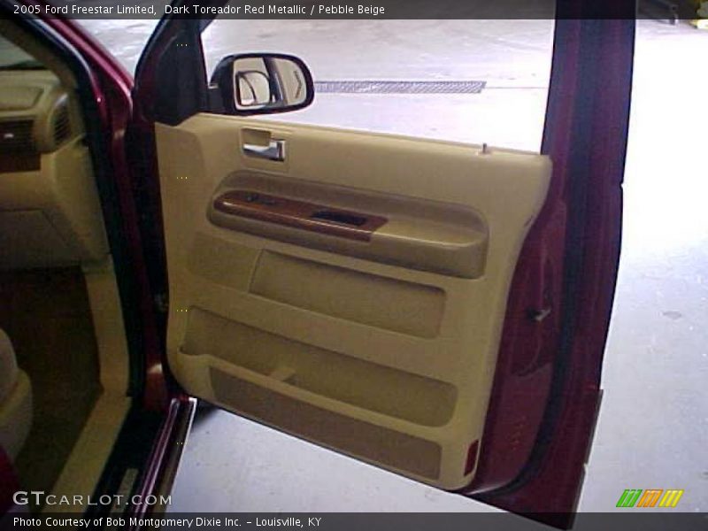 Dark Toreador Red Metallic / Pebble Beige 2005 Ford Freestar Limited