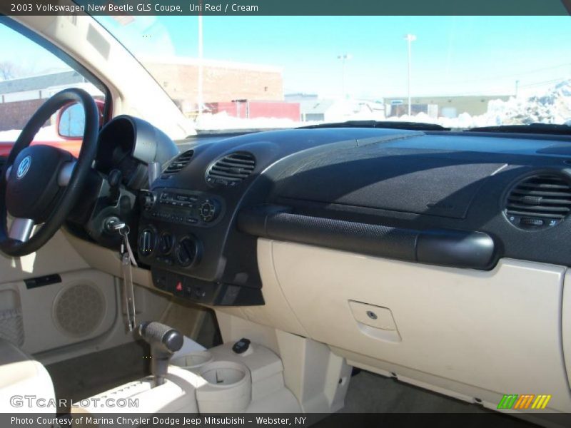 Uni Red / Cream 2003 Volkswagen New Beetle GLS Coupe