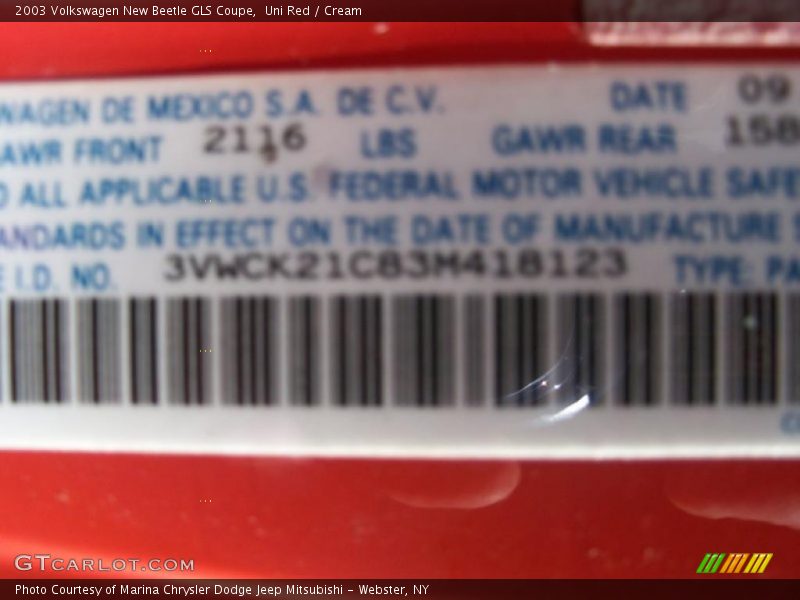 Uni Red / Cream 2003 Volkswagen New Beetle GLS Coupe
