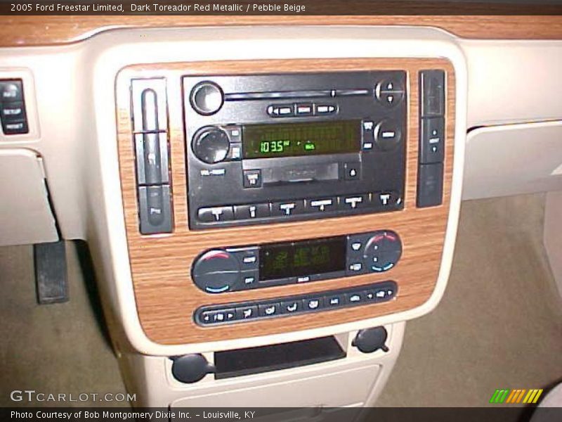 Dark Toreador Red Metallic / Pebble Beige 2005 Ford Freestar Limited