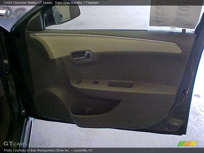 Dark Gray Metallic / Titanium 2009 Chevrolet Malibu LT Sedan