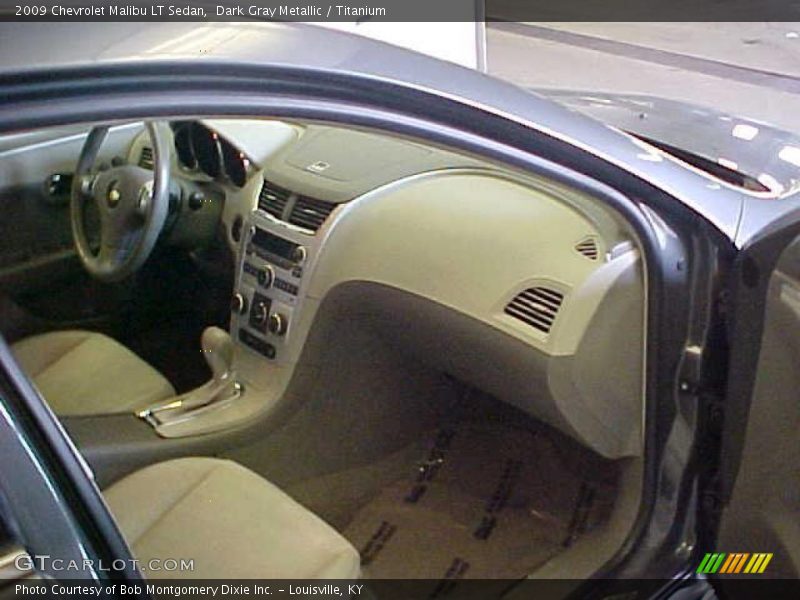 Dark Gray Metallic / Titanium 2009 Chevrolet Malibu LT Sedan