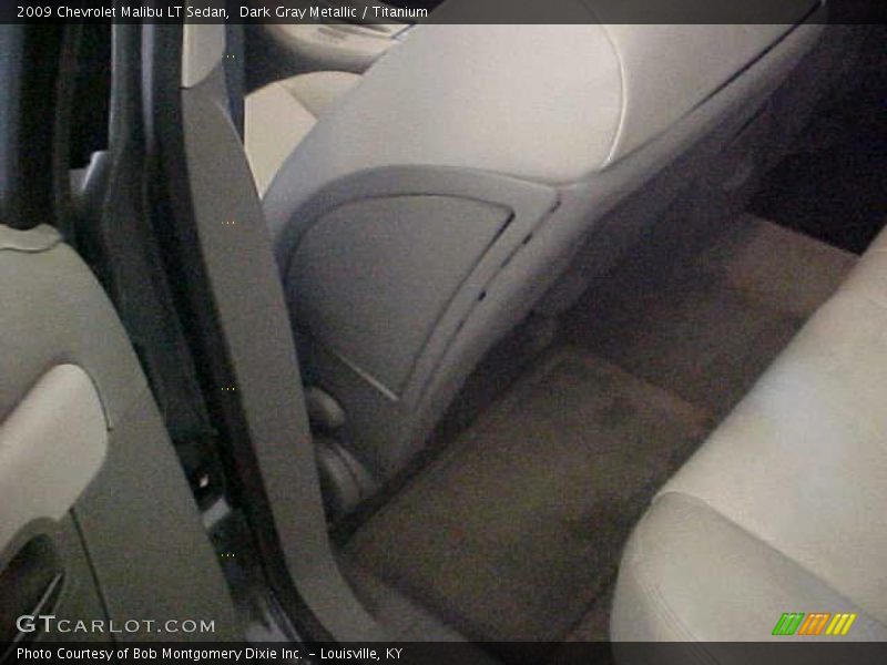 Dark Gray Metallic / Titanium 2009 Chevrolet Malibu LT Sedan