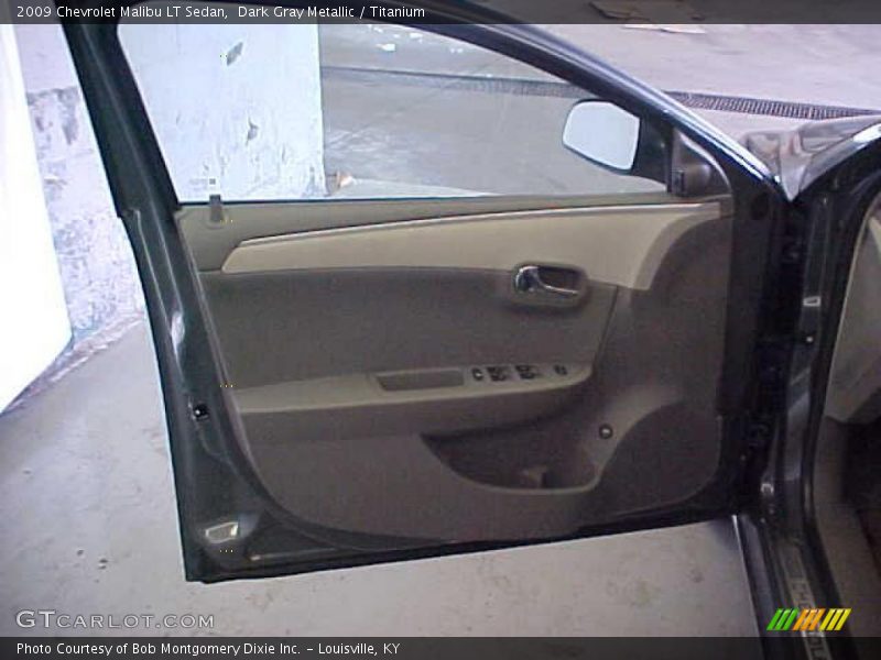 Dark Gray Metallic / Titanium 2009 Chevrolet Malibu LT Sedan