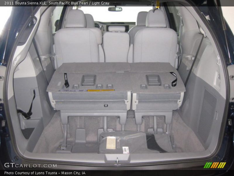 South Pacific Blue Pearl / Light Gray 2011 Toyota Sienna XLE