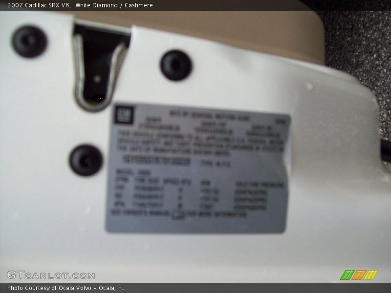 White Diamond / Cashmere 2007 Cadillac SRX V6