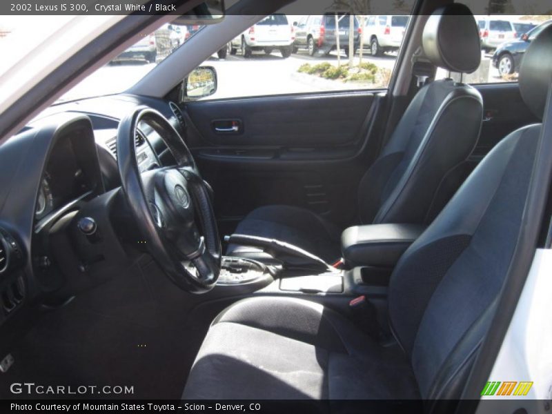 Crystal White / Black 2002 Lexus IS 300