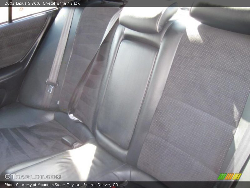 Crystal White / Black 2002 Lexus IS 300