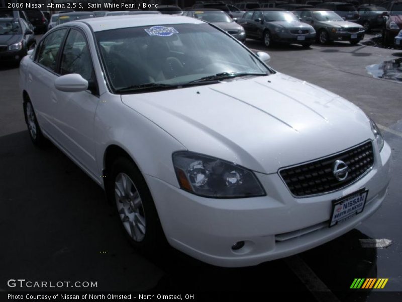 Satin White Pearl / Blond 2006 Nissan Altima 2.5 S