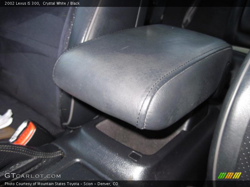 Crystal White / Black 2002 Lexus IS 300