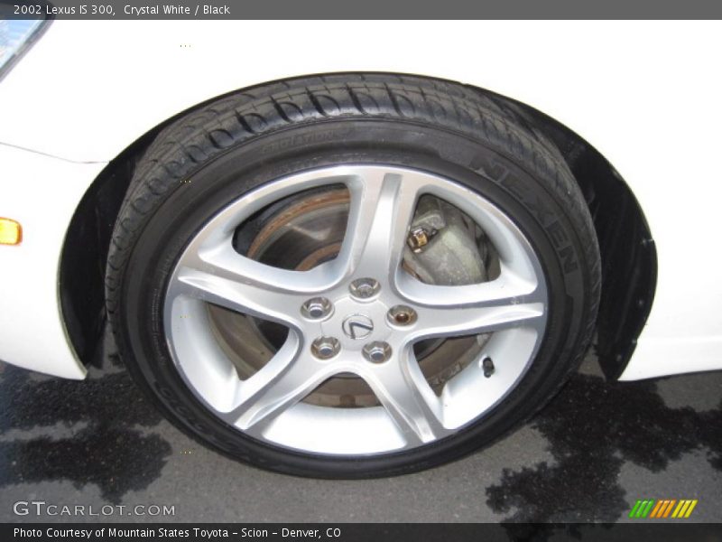 Crystal White / Black 2002 Lexus IS 300