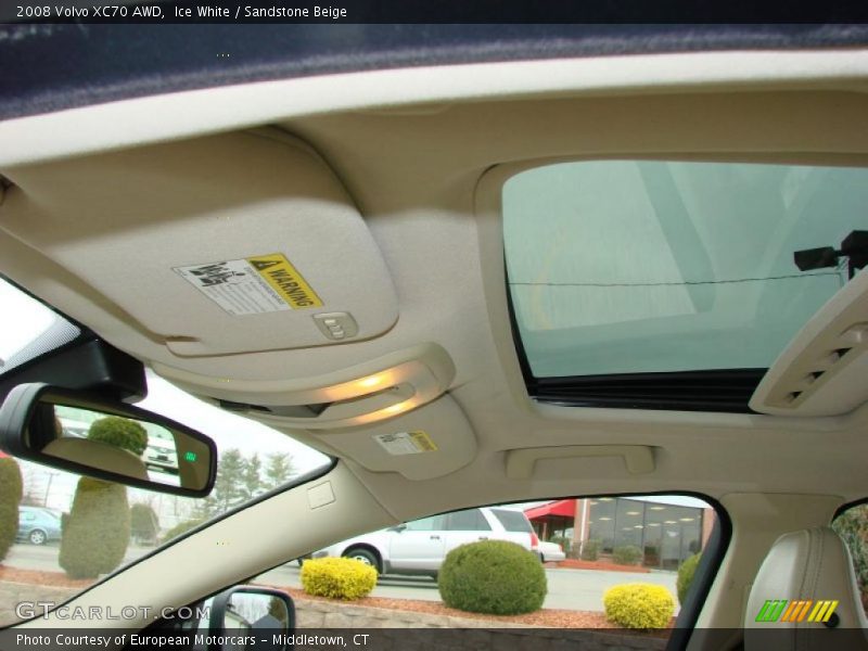 Ice White / Sandstone Beige 2008 Volvo XC70 AWD