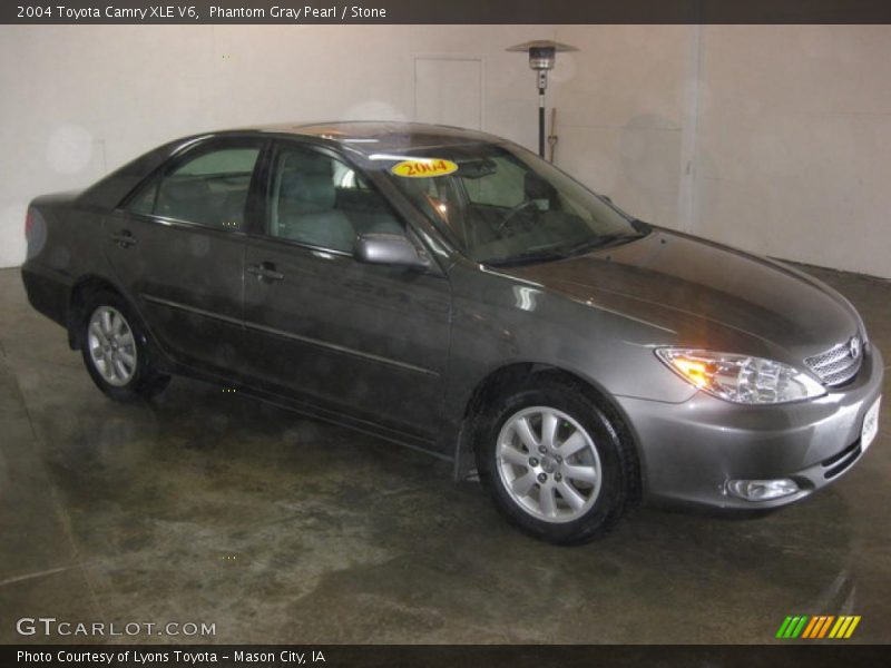 Phantom Gray Pearl / Stone 2004 Toyota Camry XLE V6