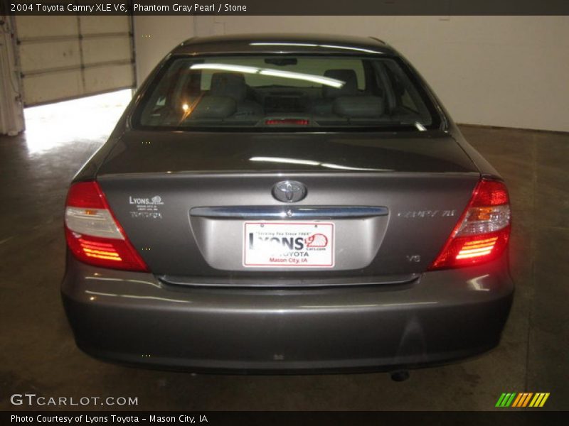 Phantom Gray Pearl / Stone 2004 Toyota Camry XLE V6