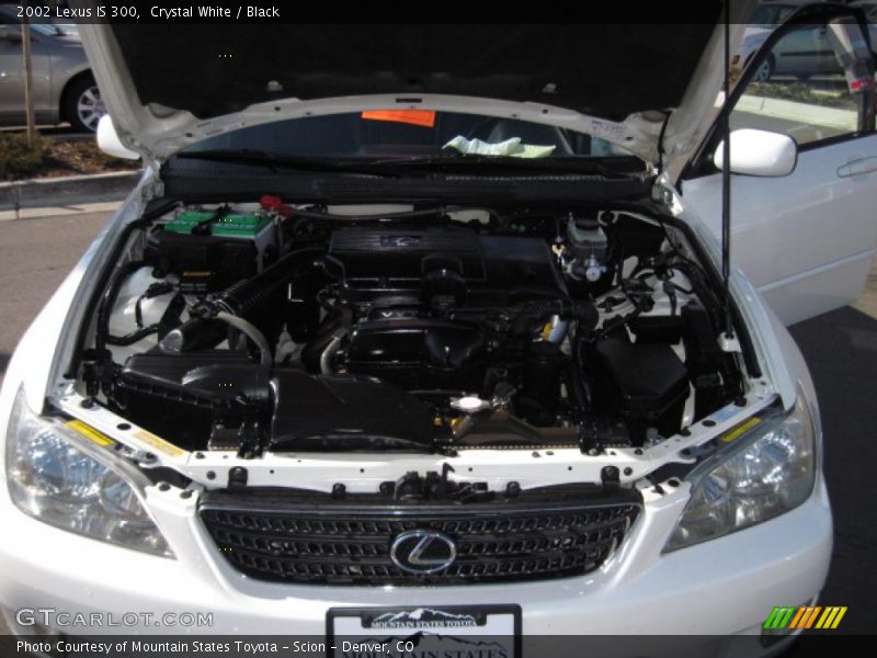 Crystal White / Black 2002 Lexus IS 300