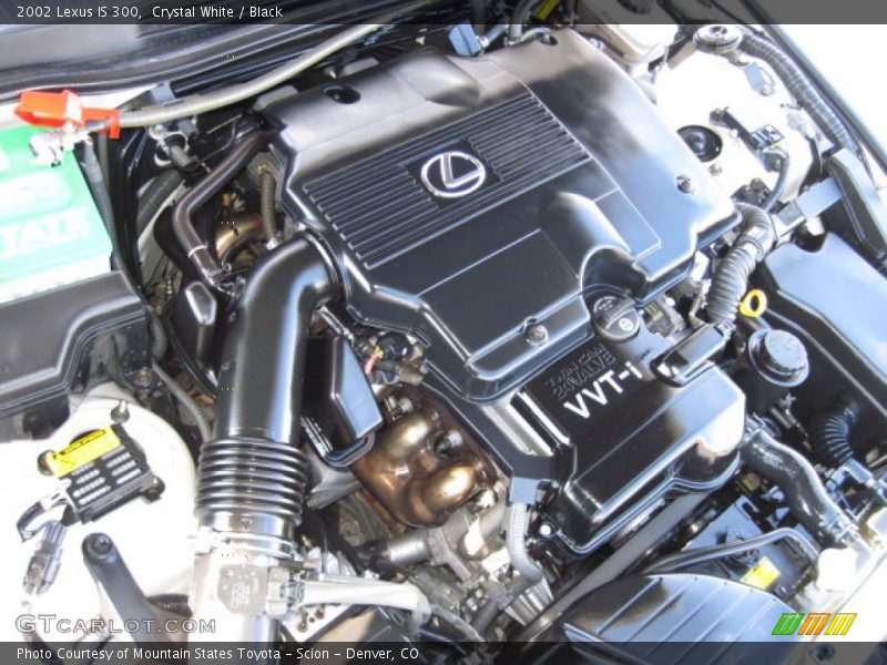 Crystal White / Black 2002 Lexus IS 300