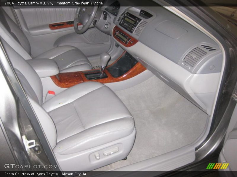 Phantom Gray Pearl / Stone 2004 Toyota Camry XLE V6