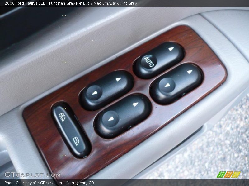 Tungsten Grey Metallic / Medium/Dark Flint Grey 2006 Ford Taurus SEL