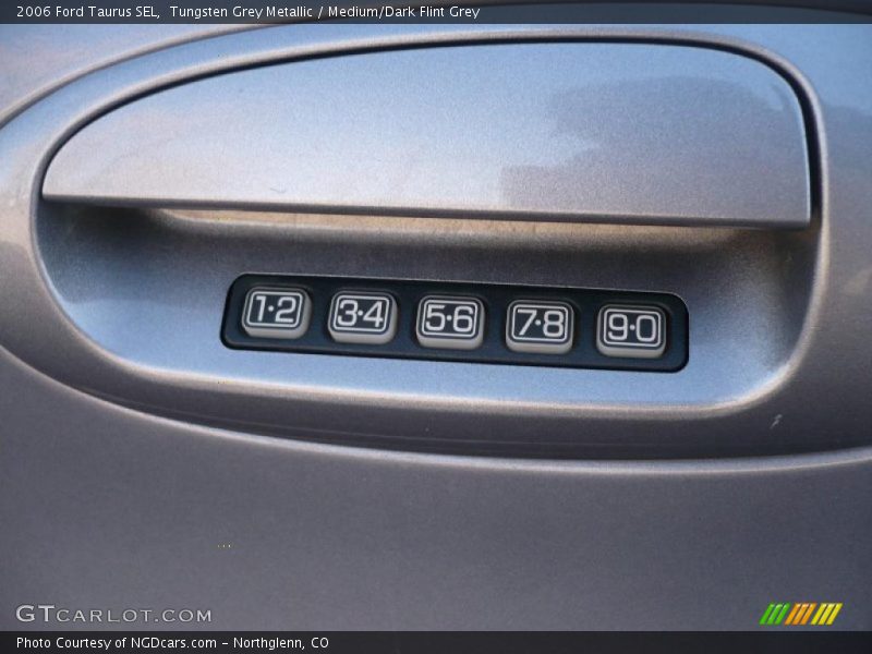 Tungsten Grey Metallic / Medium/Dark Flint Grey 2006 Ford Taurus SEL