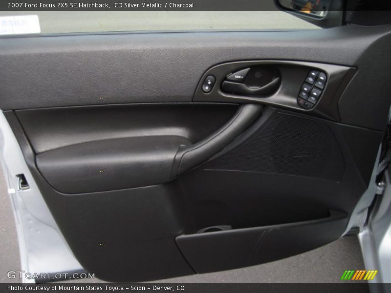 CD Silver Metallic / Charcoal 2007 Ford Focus ZX5 SE Hatchback