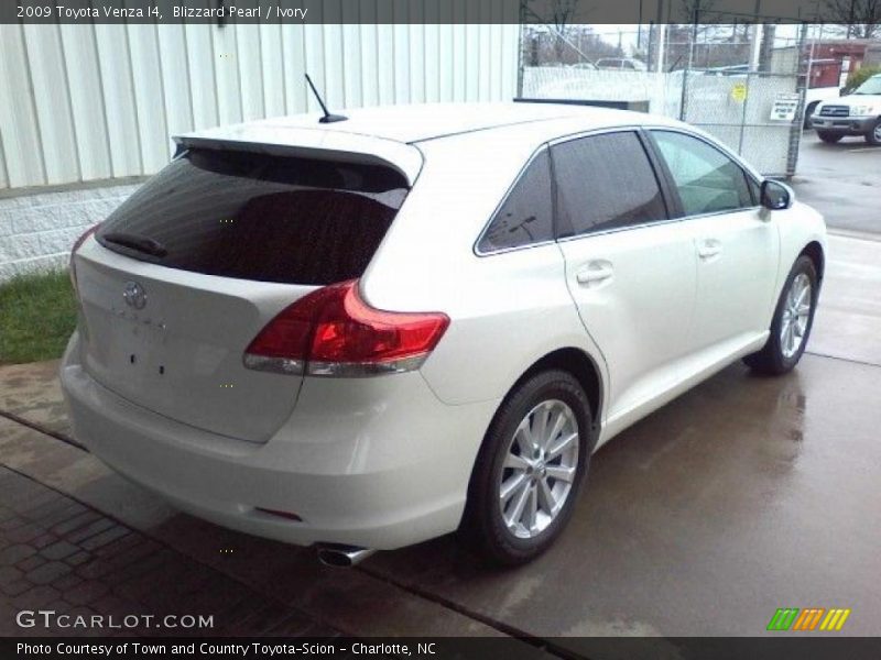 Blizzard Pearl / Ivory 2009 Toyota Venza I4