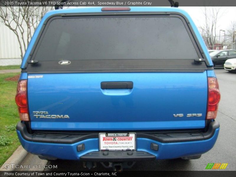 Speedway Blue / Graphite Gray 2005 Toyota Tacoma V6 TRD Sport Access Cab 4x4