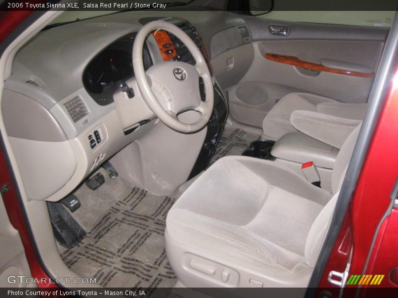 Salsa Red Pearl / Stone Gray 2006 Toyota Sienna XLE