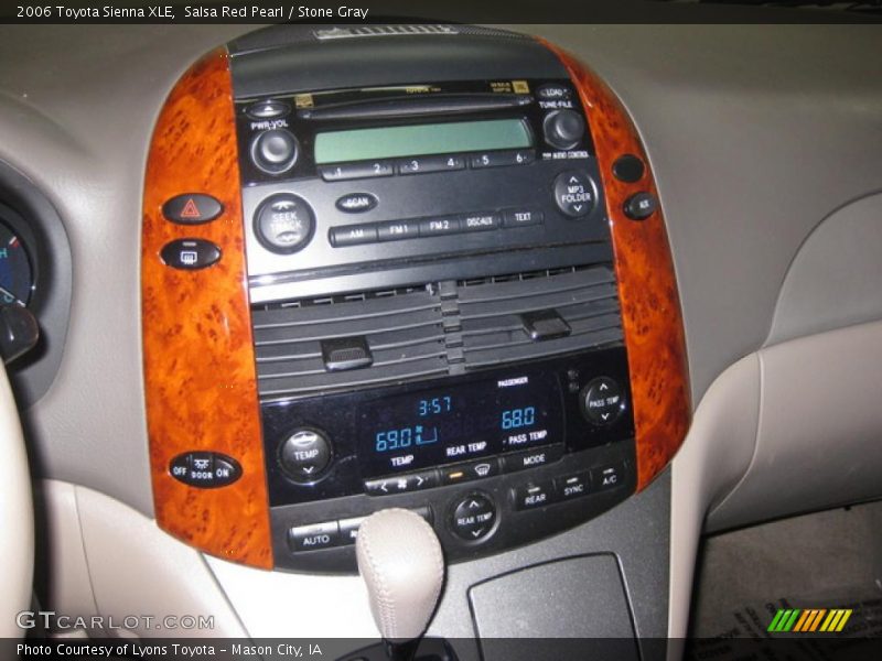 Salsa Red Pearl / Stone Gray 2006 Toyota Sienna XLE