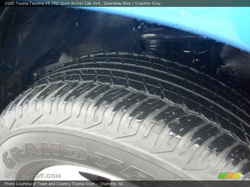Speedway Blue / Graphite Gray 2005 Toyota Tacoma V6 TRD Sport Access Cab 4x4