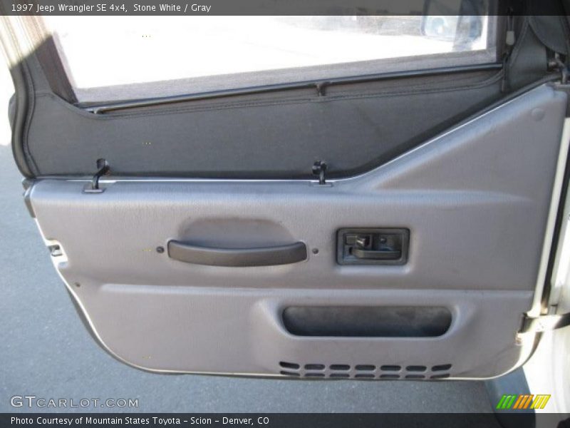 Stone White / Gray 1997 Jeep Wrangler SE 4x4