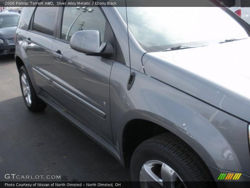 Silver Alloy Metallic / Ebony Black 2006 Pontiac Torrent AWD