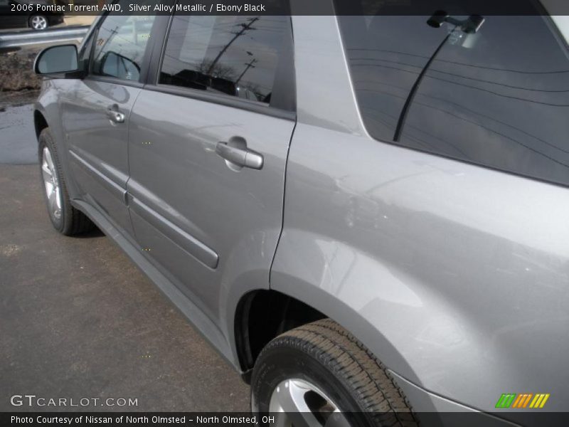 Silver Alloy Metallic / Ebony Black 2006 Pontiac Torrent AWD