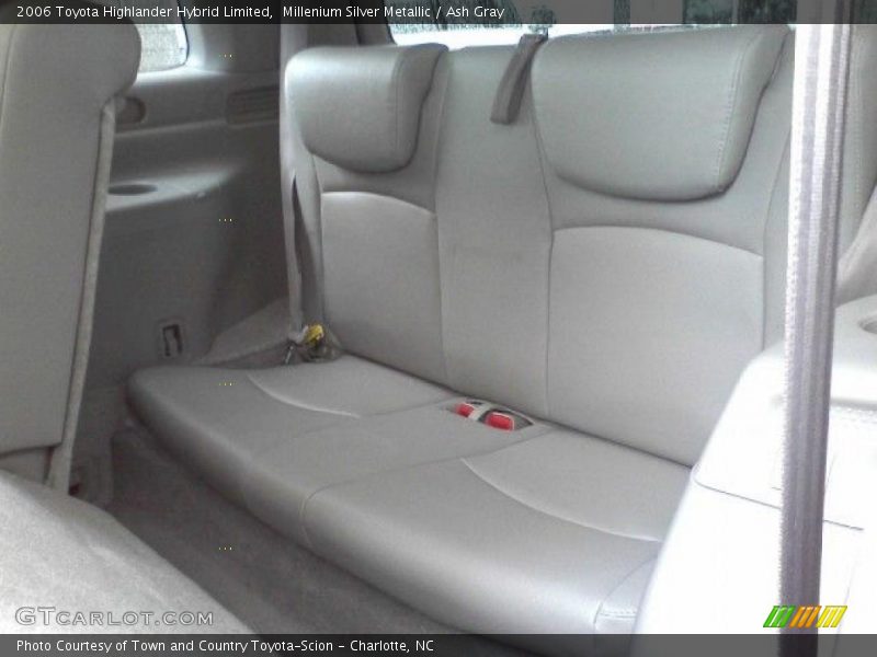 Millenium Silver Metallic / Ash Gray 2006 Toyota Highlander Hybrid Limited