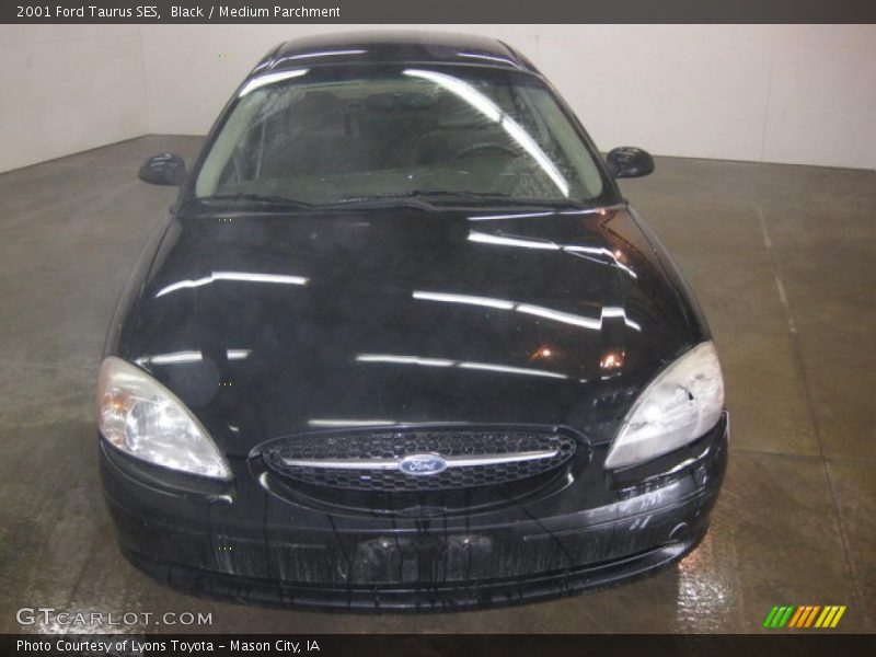 Black / Medium Parchment 2001 Ford Taurus SES