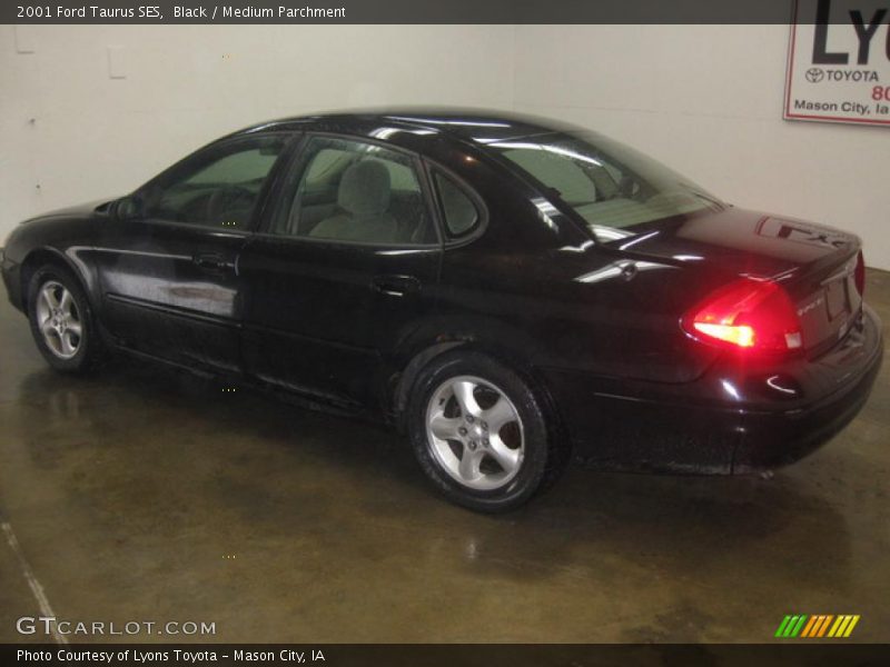Black / Medium Parchment 2001 Ford Taurus SES