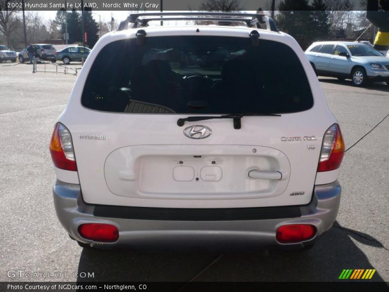 Nordic White / Gray 2002 Hyundai Santa Fe LX AWD
