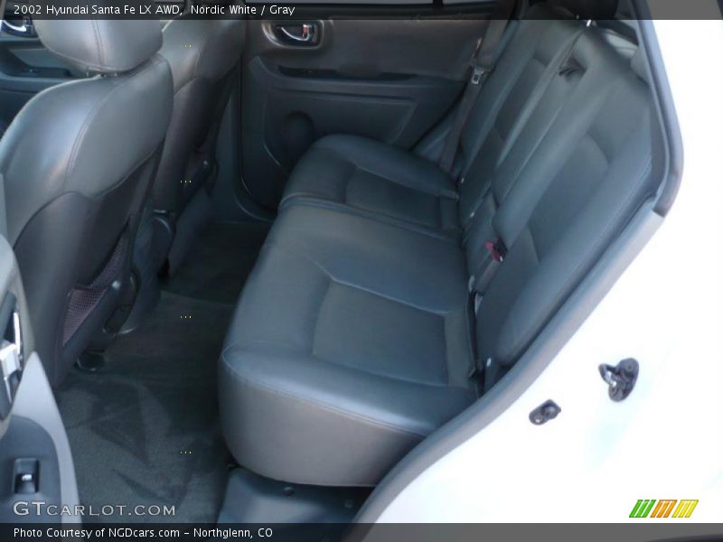Nordic White / Gray 2002 Hyundai Santa Fe LX AWD