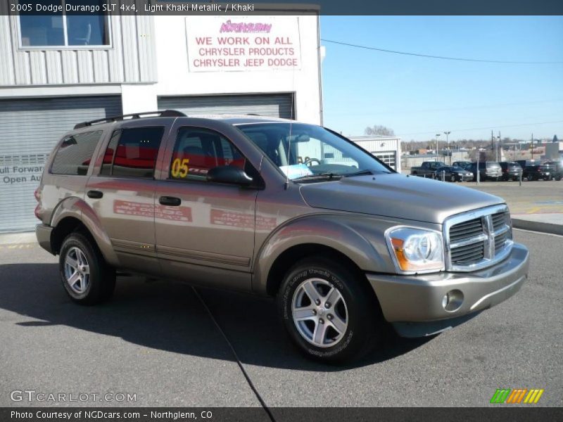 Light Khaki Metallic / Khaki 2005 Dodge Durango SLT 4x4
