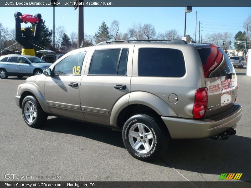 Light Khaki Metallic / Khaki 2005 Dodge Durango SLT 4x4