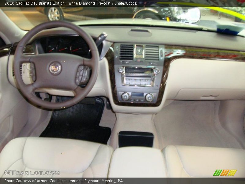 White Diamond Tri-coat / Shale/Cocoa 2010 Cadillac DTS Biarritz Edition