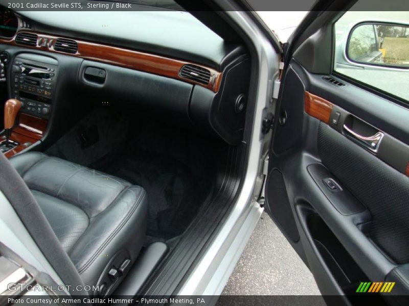 Sterling / Black 2001 Cadillac Seville STS