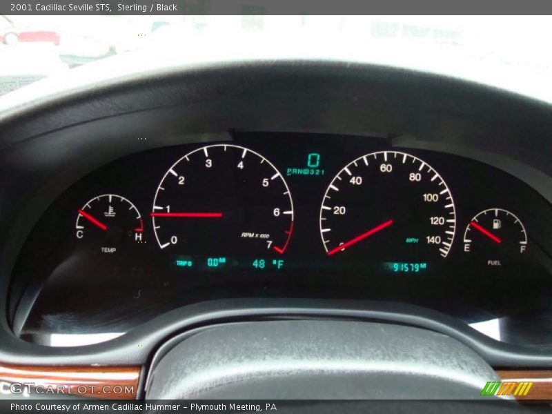 Sterling / Black 2001 Cadillac Seville STS