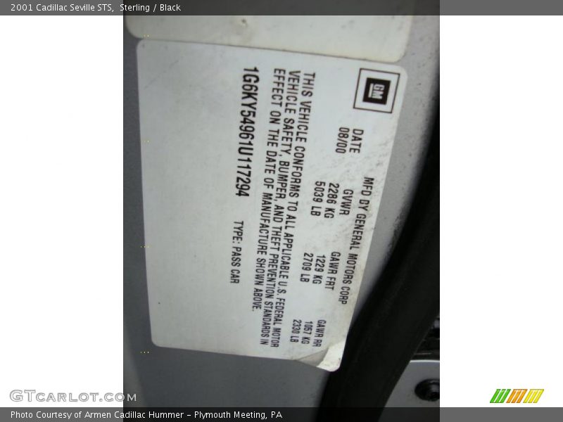 Sterling / Black 2001 Cadillac Seville STS
